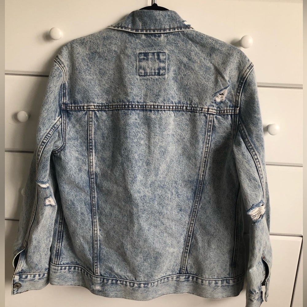 Abercrombie & Fitch Acid wash distressed Jean Jacket - Picture 3 of 5